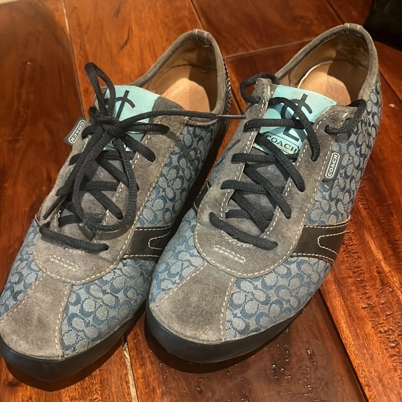 Vintage coach shoes - Picture 2 of 4